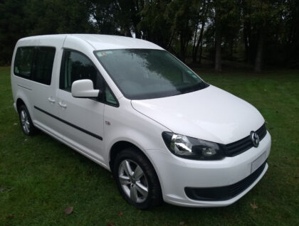 VWCaddyWheelchairAccessibleRentalVehicle2 420x318 - Volkswagen Caddy with Radial Hand Controls